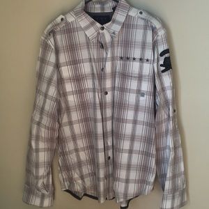 Men’s long sleeve button down shirt